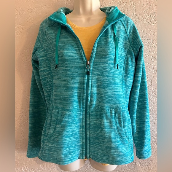 The North Face Jackets & Blazers - NorthFace green zipper jacket size M